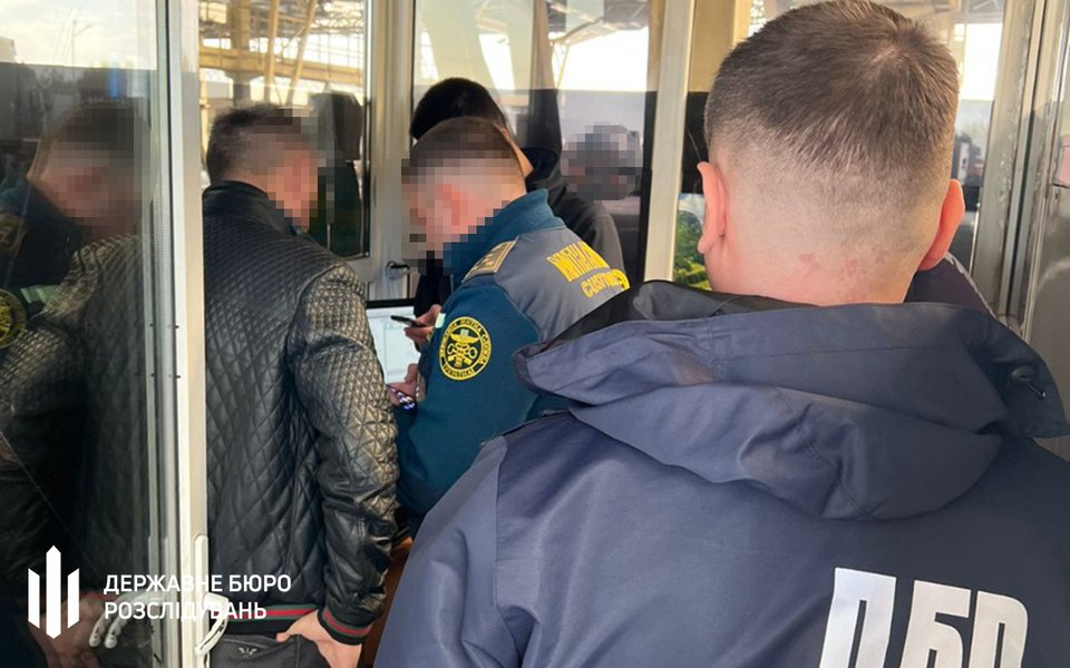 львовская таможня гбр, расследование, таможенники, фуры, пошлина, гбр