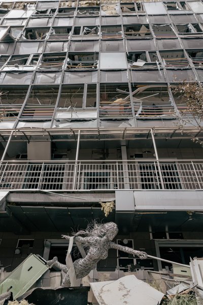 Разрушенный Охматдет, обстрелы рф