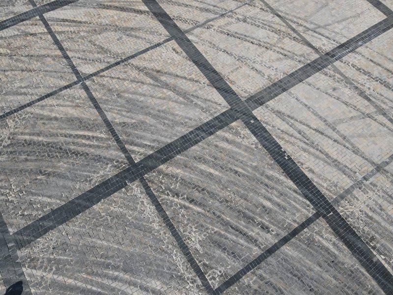 Софийская площадь, автомобили Red Bull, дрифт Red Bull в Киеве