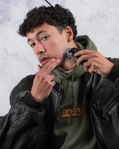 Парикмахера по ошибке приняли за миллиардера и похитили в центре Лондона