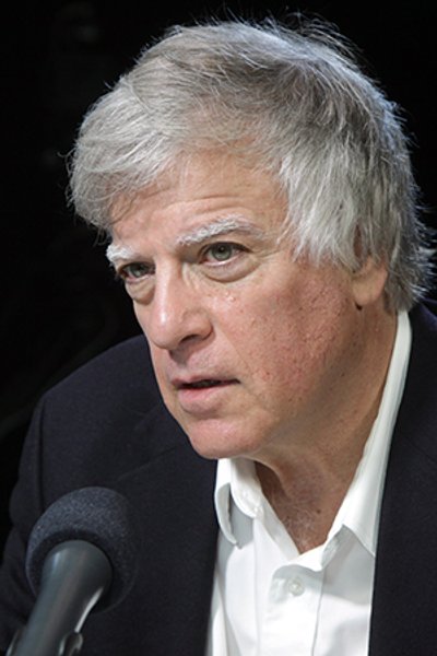 

Дэвид Саттер: "Советский Союз превращал людей в инфантильных существ, которых лишали индивидуальной совести"
