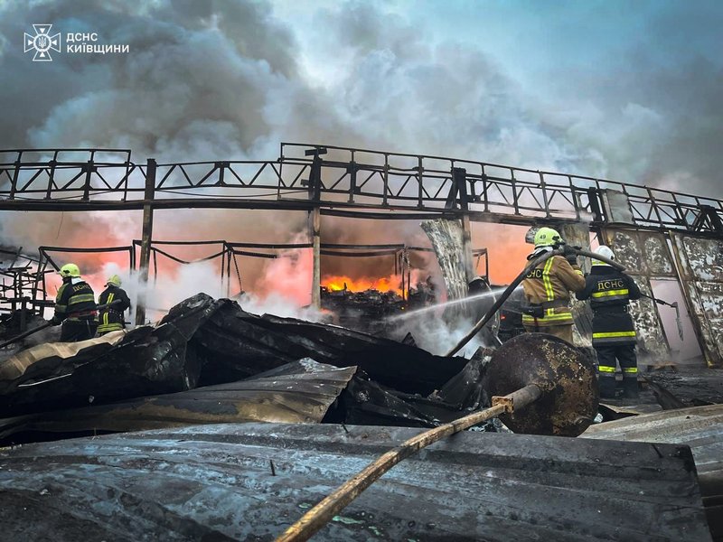 Под Фастовым горит центр управления отходами