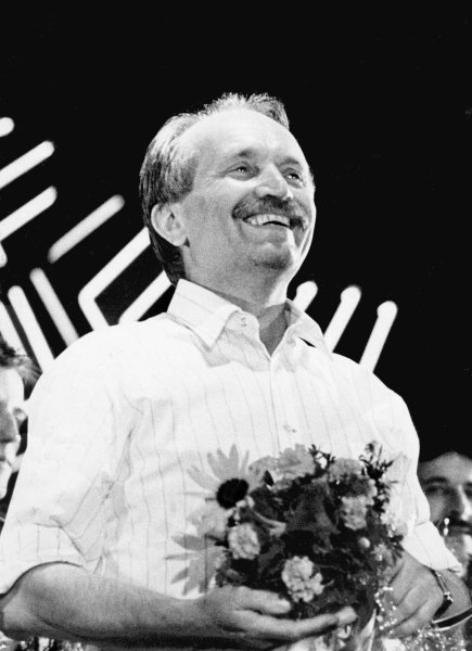 Вячеслав Чорновил был лидером Народного Руха Украины Вячеслав Чорновил, лидер Народного Руха Украины, смерть Вячеслава Чорновила, годовщина смерти