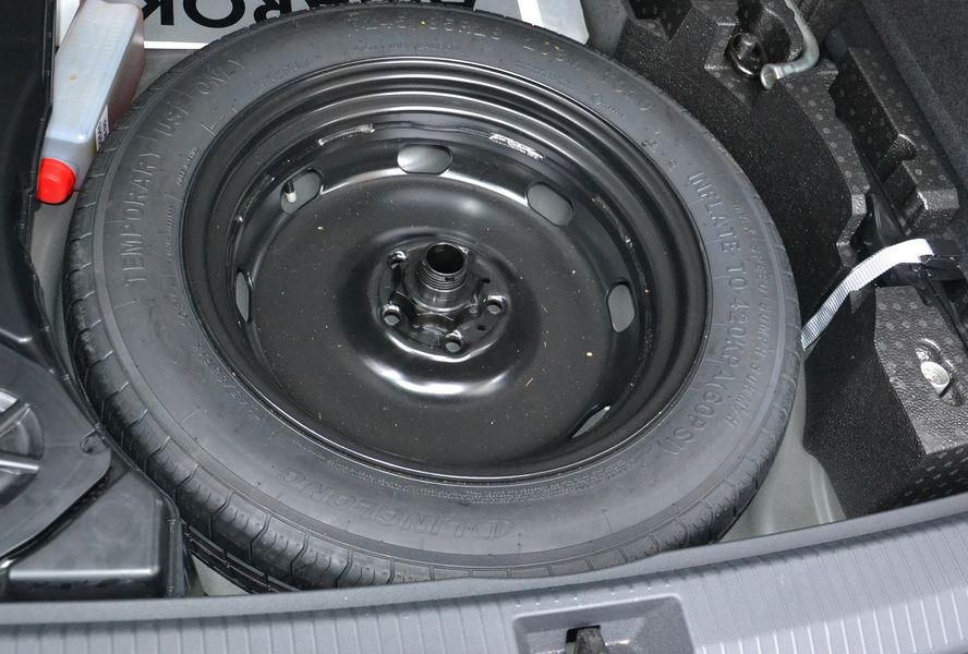 запаска Volkswagen Tiguan, Новый Volkswagen Tiguan, кроссовер Volkswagen, Volkswagen Tiguan 2025, Volkswagen Tiguan 2025, Volkswagen Tiguan в Украине