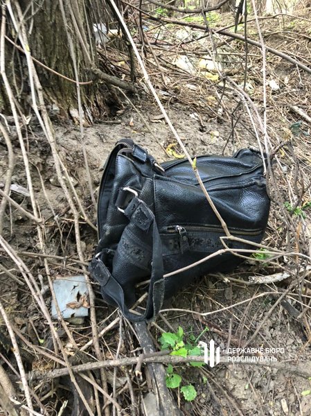 деньги, ограбление, полицейский, киев, золото, патрульный, грабеж, полиция, гбр, преступление полицейского