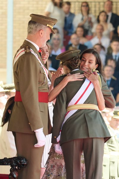 Королева Летиція з донькою Леонор