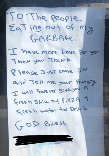 Записка власника піцерії