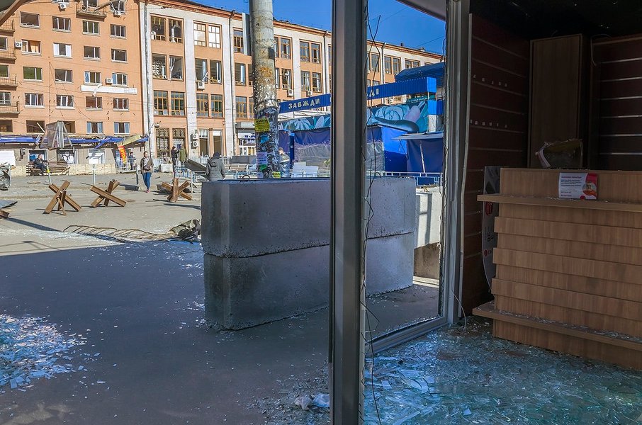 Общественно полезные работы — временная трудовая деятельность в условиях военного положения, в том числе — разбор завалов, расчистка дорог