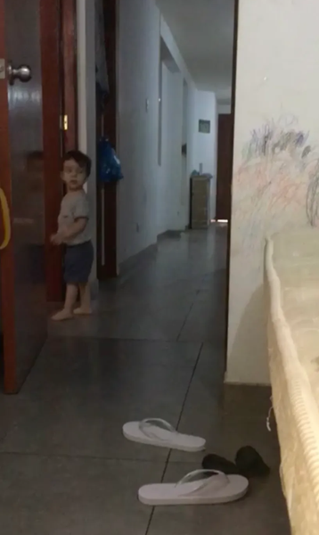 Ребенок рисует на стенах, можно ли ему запрещать и какие это будет иметь последствия, опыт матери-одиночки Адианы Пеньи Гарсии из Перу, творчество детей, реализация таланта у детей