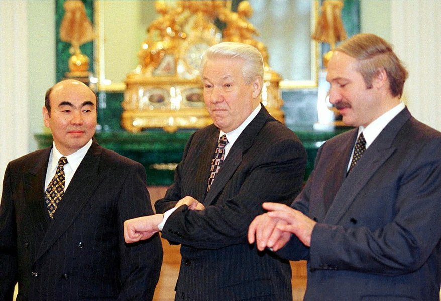 Борис Єльцин, Олександр Лукашенко, Аскар Акаєв