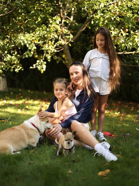 Ирина Адонина, блогерша