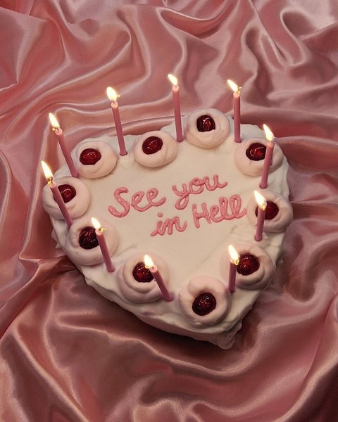 сердце свечи торт бритни спирс