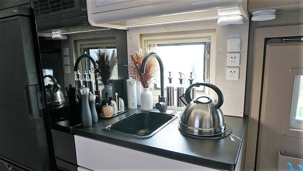 Maxus Everest, автодом Maxus Everest, китайский автодом, дом на колесах, китайский дом на колесах