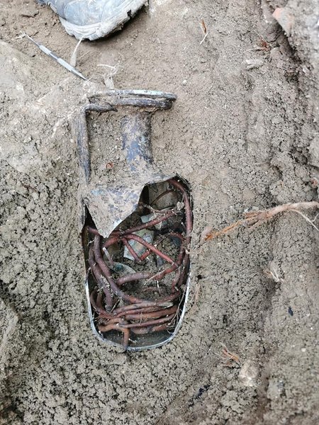 скелет в амфоре, некрополь, захоронение, хорватия