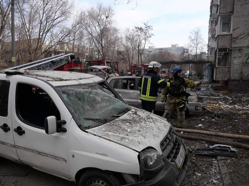 запородье, прилет, попадание, ракета, спасатели, завалы, жертвы, пострадавшие