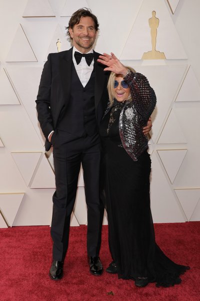 Брэдли Купер с мамой