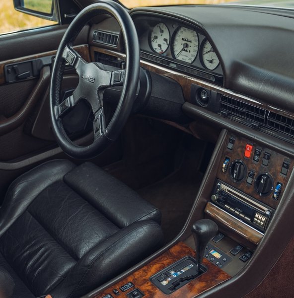 Mercedes-Benz S-Class, Mercedes S-Class W126, Mercedes W126