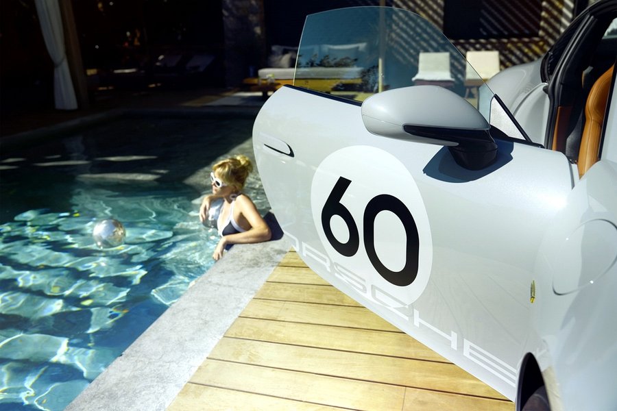 Porsche 911 Sport Classic 2022 стартовый номер на дверях