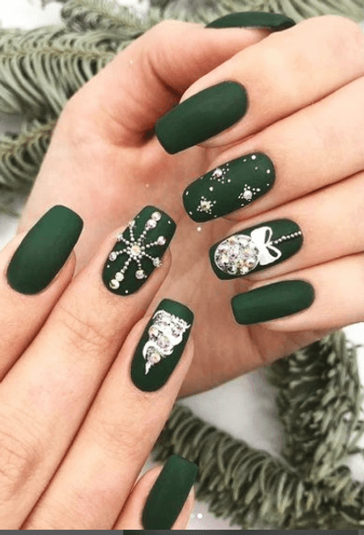 Рисунки в виде символа Нового года и красивая новогодняя роспись