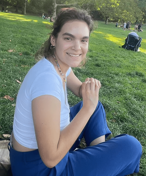 Жінка бере гроші з хлопця за житло Жінка бере гроші з хлопця за житло, бойфренд, блогер, курйози, гроші, плата за житло, плата за комунальні послуги, подкаст