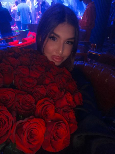 Милена Долганова, модель в Дубае