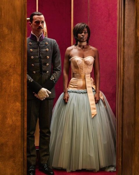 "Опера! Арії під час затемнення"