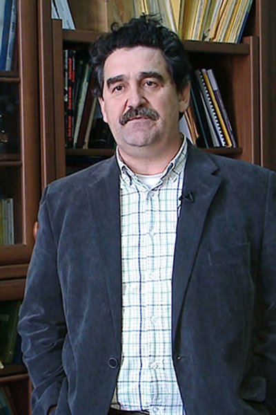 

Игорь Семиволос: "Поскольку изменения вступают в силу не сразу, а после следующих президентских выборов, то прямой и явной угрозы нет. Это может сдерживать определенные радикальные группы, настроенные на протест"
