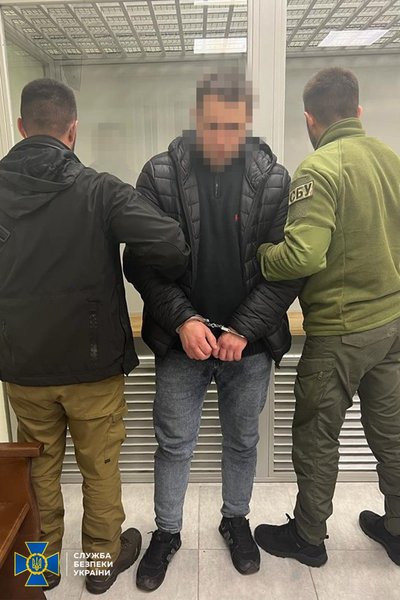 СБУ Буча колаборант окупація ЗС РФ рейди в зоєннілочини