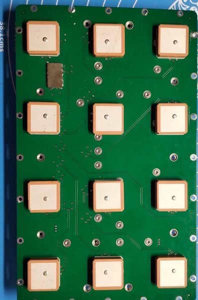 Комета на 12 елементів