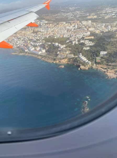 Отдых на Ибице обошелся женщинам дешевле, чем день в Лондоне, туризм, путешествия, курьезы, интересные истории, фото