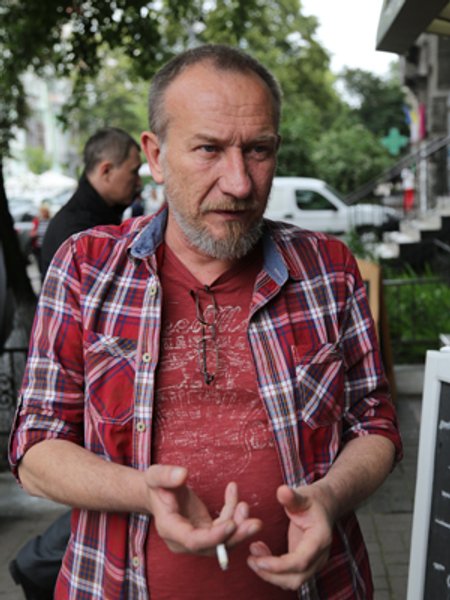 

Виктор Пузанов: "Министерство обороны последние лет шесть-восемь до начала войны решало три основные задачи: абсолютно безнаказанно воровать, разрушать армию и обязательно проиграть войну, если она вдруг начнется"
