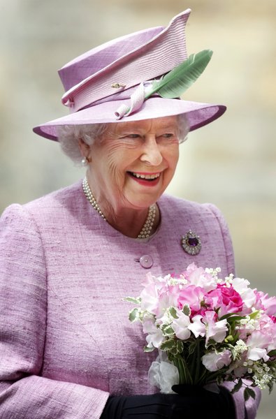 королева Елизавета II