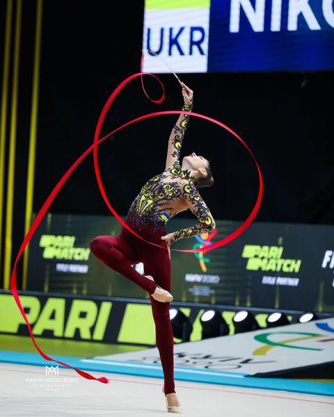 Влада Никольченко, художественная гимнастика