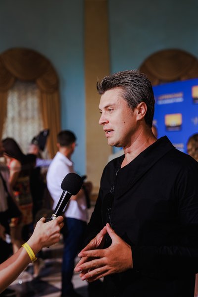 Евгений Хмара