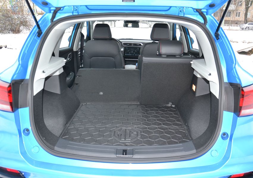 багажник MG ZS, MG ZS EV, новий MG ZS, кросовер MG, кросовер MG, електромобіль MG