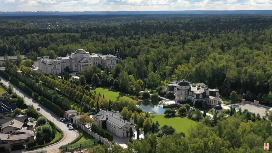 Загальний вид на маєток Міллера