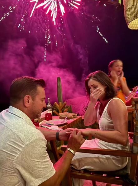 Предложение руки и сердца стало вирусным в сети, романтический момент, курьезы, интересности, приколы, случаи из жизни