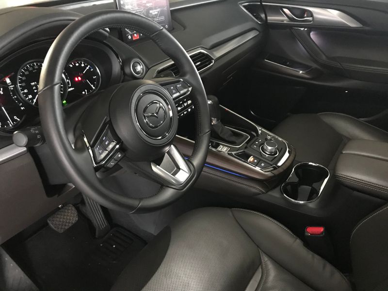 салон Mazda CX-9, мазда сх-9, сх9, фото, руль, приборная панель, переднее сидение, обивка