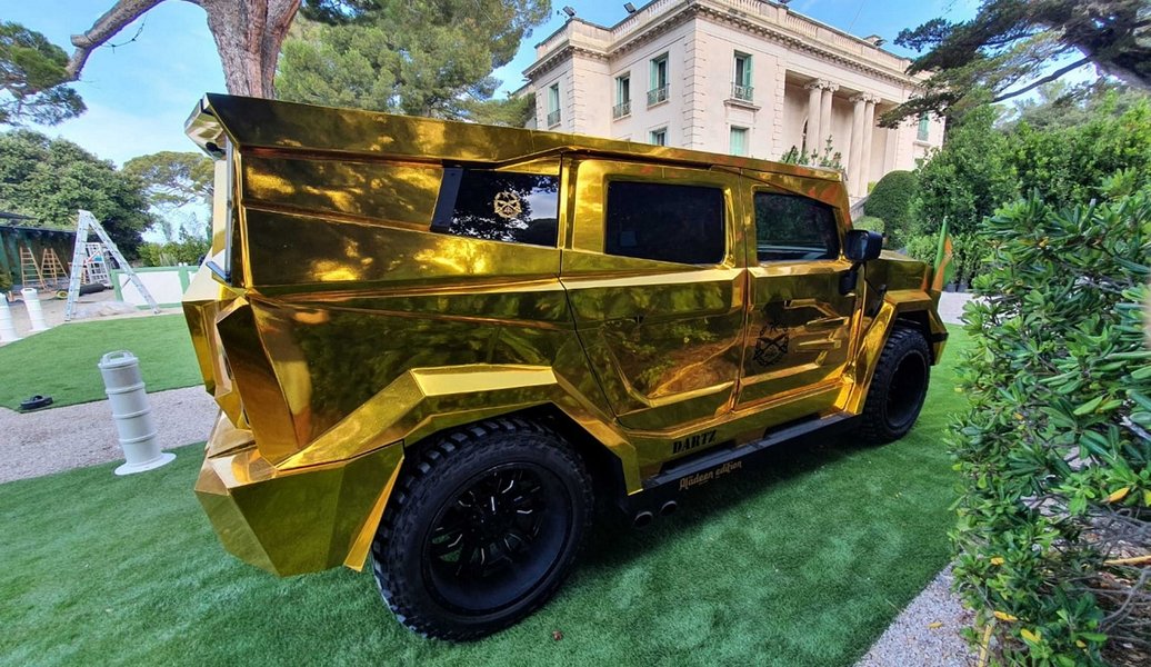 В основі Dartz лежить Hummer H2