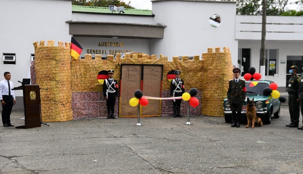 Колумбия, полиция, СС, форма, нацизм