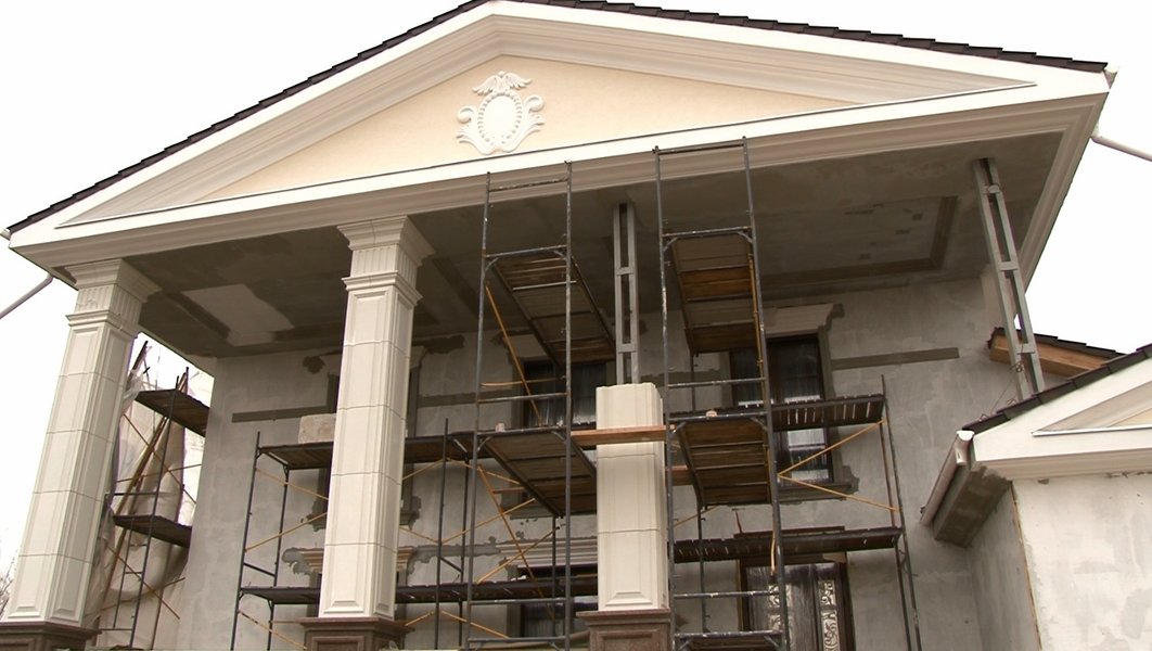 янукович, дом, полежай, любовь полежай