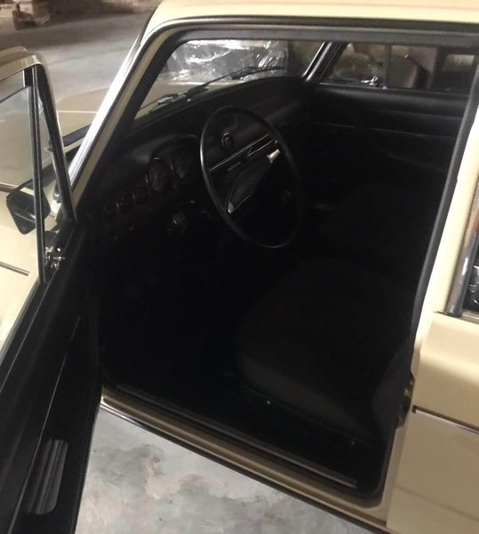 Салон ВАЗ-2106 у відмінному стані