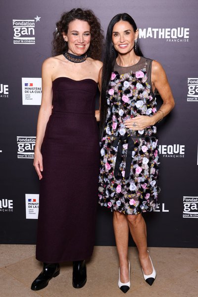 Дем Мур, Корали Фаржа