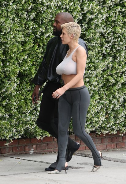 Бьянка Цензори, Канье Уэст