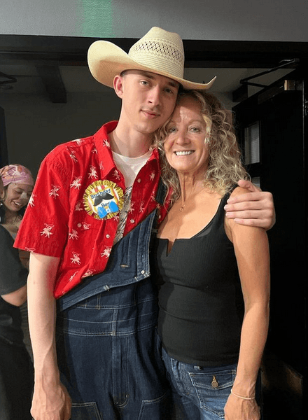 Трент Суини, мама Синди Суини