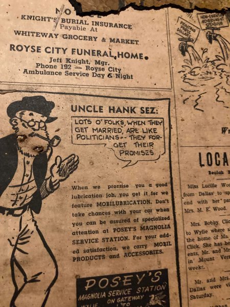 Старі газети, знайдені під лінолеумом у будинку початку 20 століття вразили людей