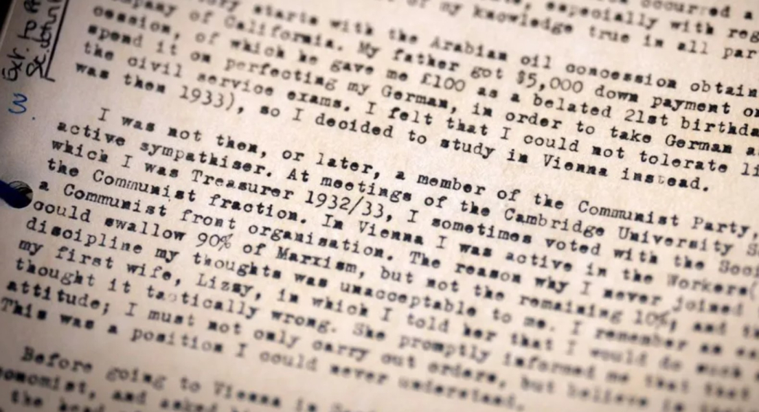 Шпионското признание на Блънт Скандал във Великобритания, шпионин на КГБ, шпионин на Блънт, изповед на Блънт, изповед на Блънт