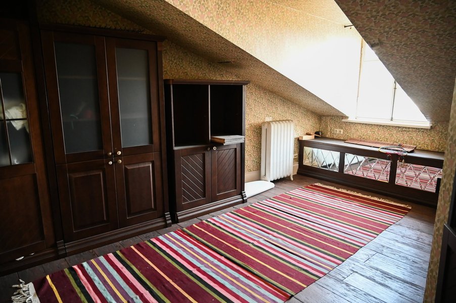меблі в квартирі Артемія Лебедєва