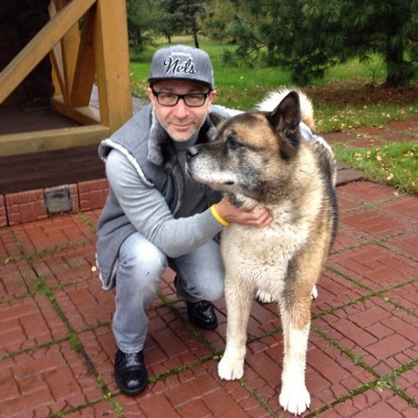 собаки, Геннадий Кернес