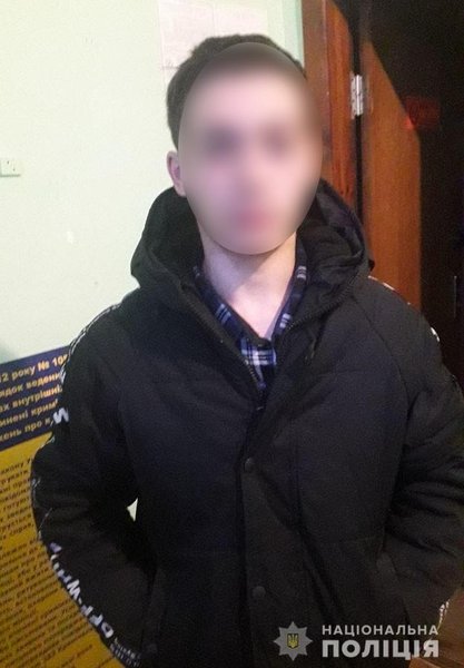 вандали зламали хрест